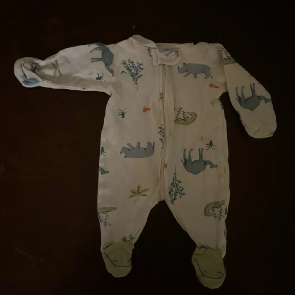 Carters Footie Pajama White with Animals - Size Preemie